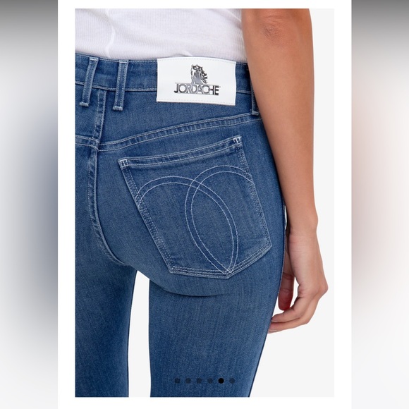 Jordache Skinny Arrowhead Wash Jeans - Picture 5 of 6